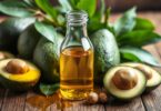 Comment fabriquer de l'huile d'avocat maison à partir de restes : un guide DIY d